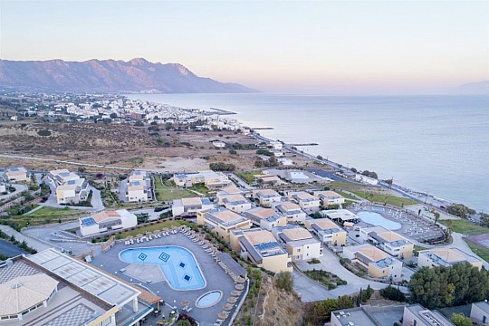 Grand Blue Beach Hotel