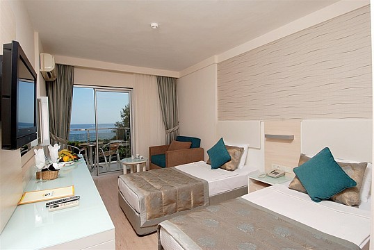 HOTEL GRAND OKAN (3)