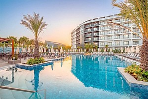 Vox Maris Resort