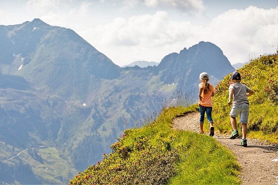 Zillertalské Alpy (pohodová turistika s využitím lanovek) (5)