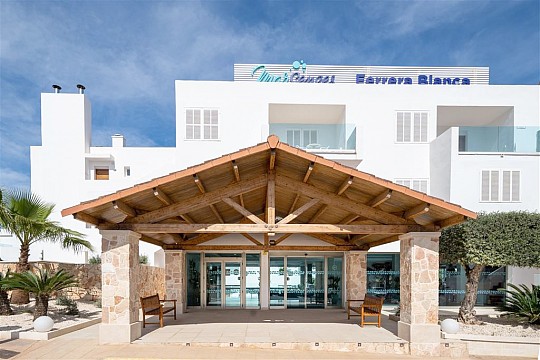 MarSenses Ferrera Blanca Hotel (4)