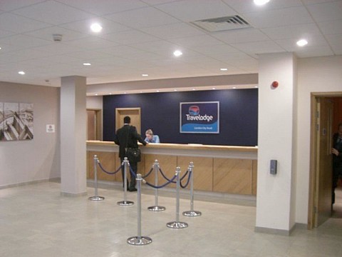 Travelodge London Central City Road (4)