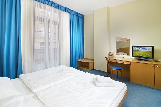 SPA HOTEL RŮŽE - Léčebný pobyt s plnou penzí 7 nocí - Karlovy Vary (3)