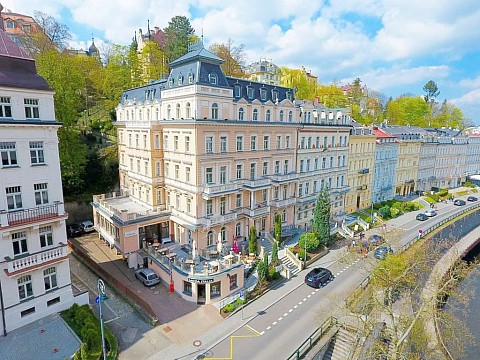 HUMBOLDT PARK HOTEL & SPA - Romantický pobyt 3 noci (ne-pá) - Karlovy Vary