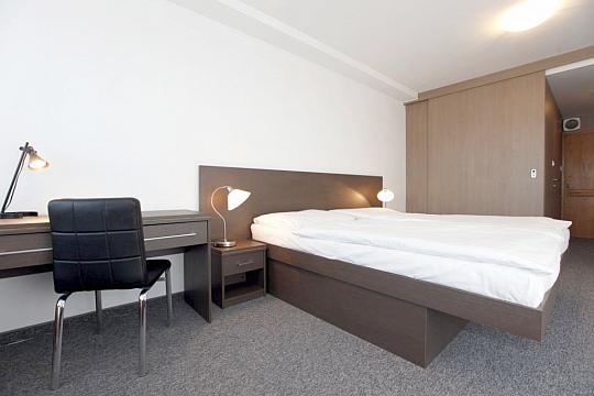 HOTEL MÁJ - Wellness víkend - Piešťany (2)