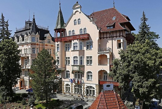 VILLA SMETANA SPA & WELLNESS RESORT - Komplexní léčebný pobyt - VČASNÝ NÁKUP