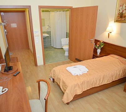 HUNGAROSPA THERMAL HOTEL - Wellness pobyt na 3 noci (4)