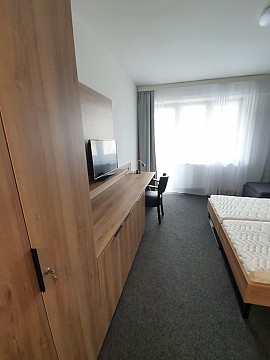 Hotel Slovakia (2)