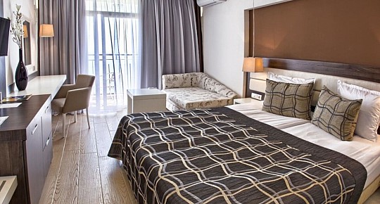 Hotel Luna (2)