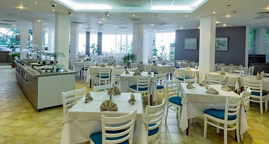 Hotel Luna (3)