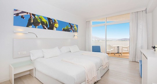 Iberostar Waves Bouganville Playa (2)