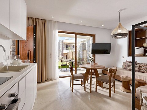Volta Suites & Villas (2)