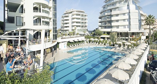 Hotel Premier & Suites - Premier Resort