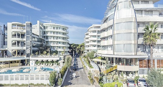 Hotel Premier & Suites - Premier Resort (2)