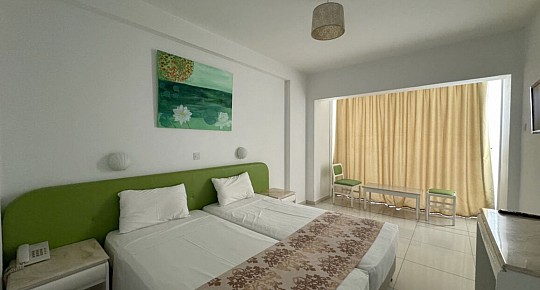 Corfu Hotel (2)
