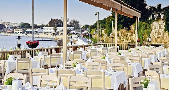 Can Garden Beach (3)