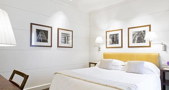 Gallery Hotel Art (2)