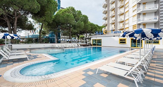 Hotel Luna (2)
