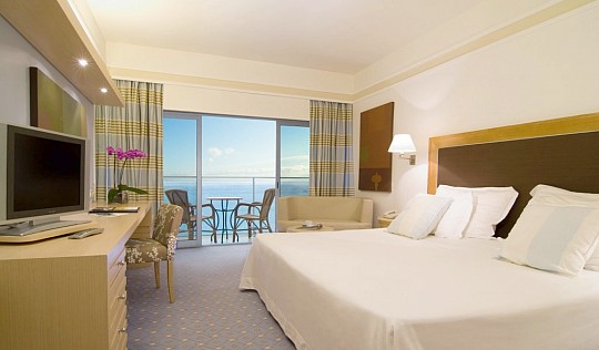 Pestana Carlton Madeira Premium Ocean Resort (2)