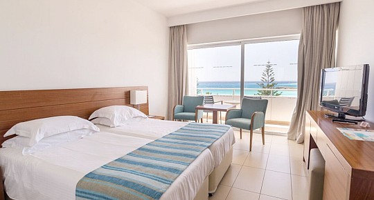 Holiday-Resort Nissi Beach (2)