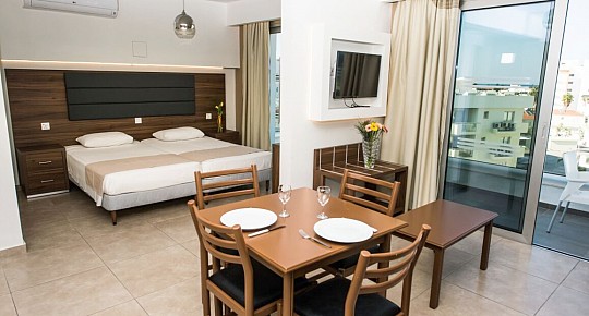 Livas Hotel Apartaments (2)