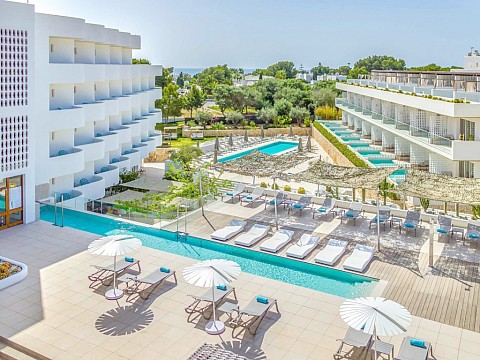 Inturotel Cala Esmeralda Beach Hotel & Spa (2)