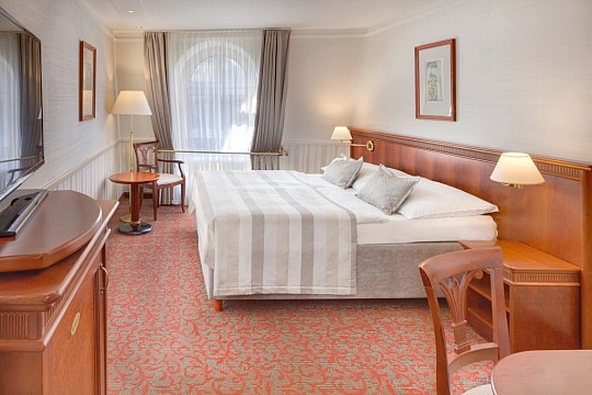 Hotel Adria (2)