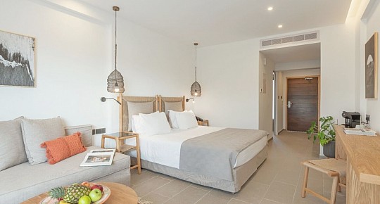 Napa Mermaid Hotel & Suites (2)