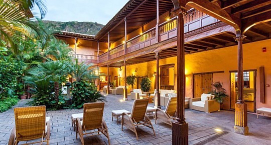 LIVVO La Quinta Roja (4)
