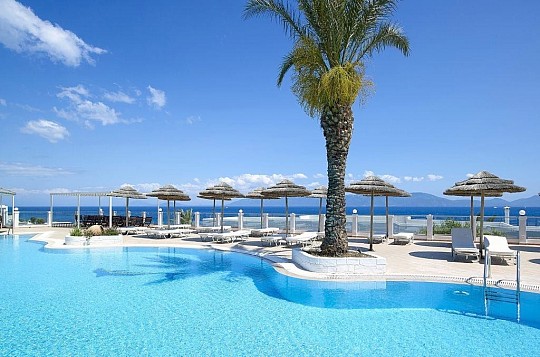 Dimitra Beach Hotel & Suites (5)