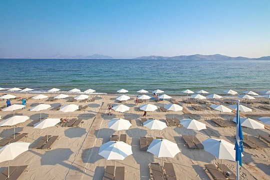 Caravia Beach Hotel (4)