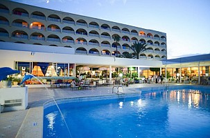 One Resort Jockey Hotel