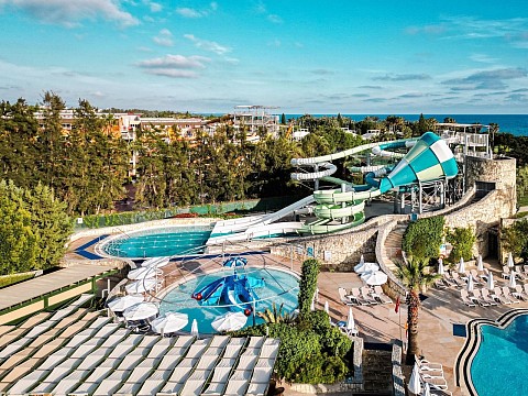 Blue Waters Club (2)