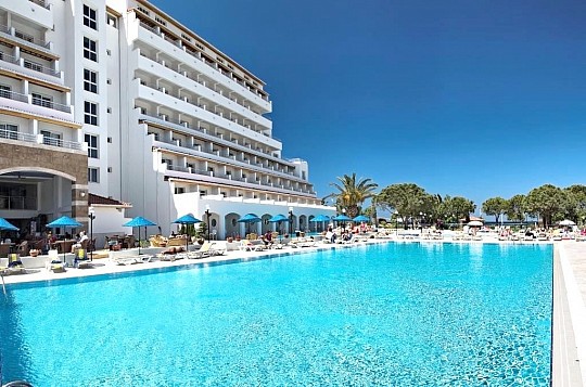 Batihan Beach Resort (4)