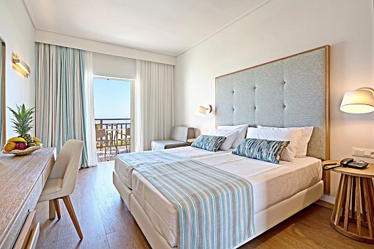 Pilot Beach Resort (5)