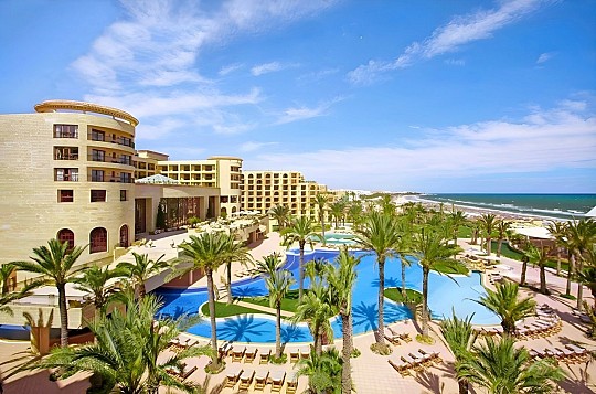 Mövenpick Resort & Marine Spa (2)