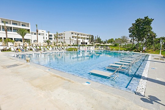 One Resort Premium (4)