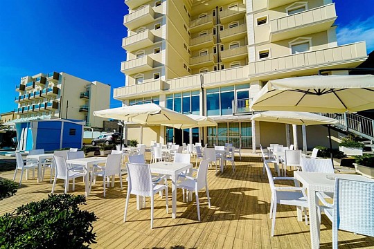 Hotel Imperial Beach (3)