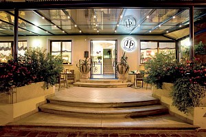 Philadelphia Hotel & Apartments