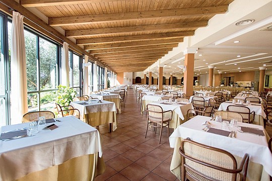 Hotel Villa Paradiso (4)