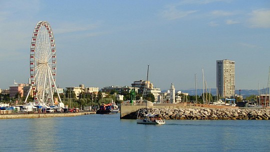 Léto u moře v Rimini (2)
