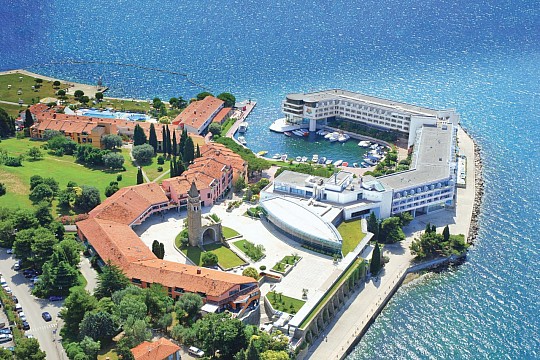 HOTEL HISTRION