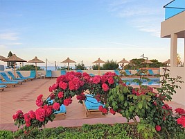 Saradari Beach Hotel (ex Chrysalis Apartments)