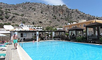Coralli Apartments & Studios
