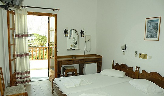 Hotel Armonia - Santorini (5)