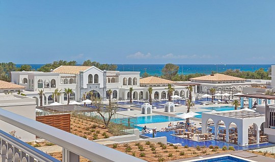 Hotel Anemos Luxury Grand Resort (5)