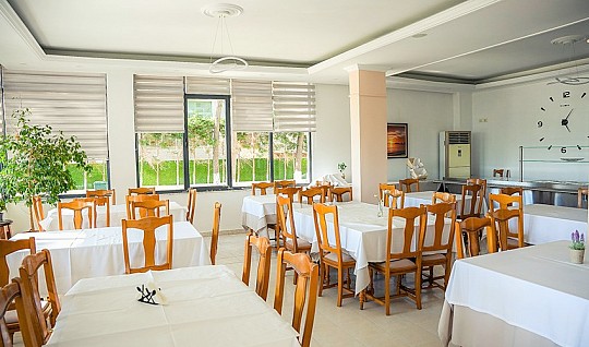 Hotel Andi (5)