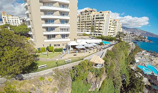 Aparthotel Duas Torres (2)