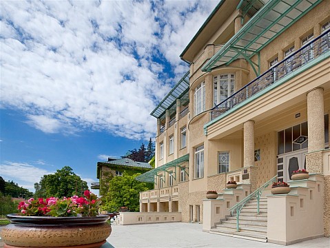 Lázeňský hotel DŮM B. SMETANY - Luhačovice - TÝDEN PRO ZDRAVÍ