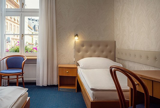 VÁNOČNÍ WELLNESS - Hotel RŮŽE, Karlovy Vary - VÁNOČNÍ WELLNESS (3)